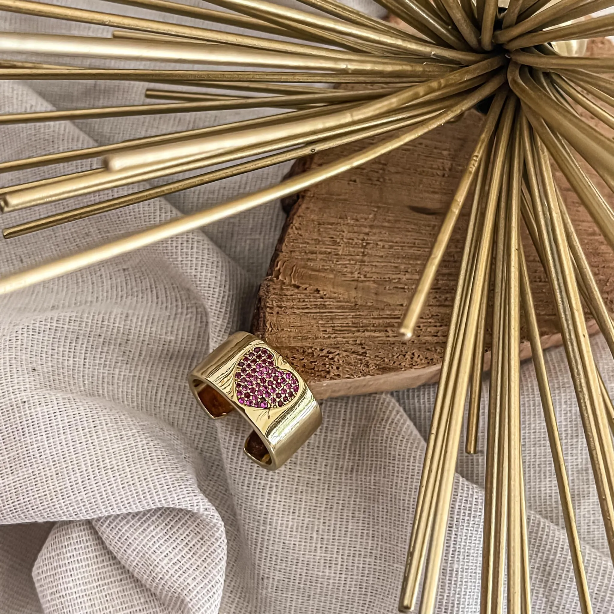 MATERIAL: Chapa de Oro