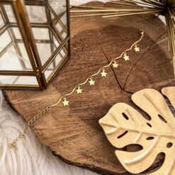 Pulsera estrellas grandres colgantes chapa de oro