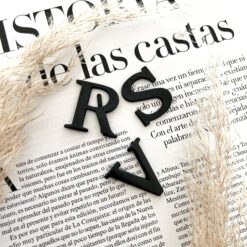 Letra para bolsa personalizada GRANDE NEGRA *Sujeta a disponibilidad