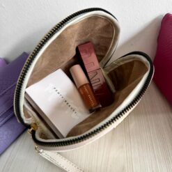 Alternative view of Cosmetiquera N Tinto