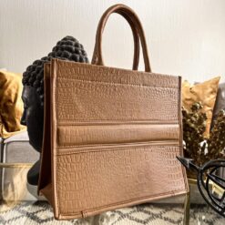 Alpha Tote Colossal Avellana