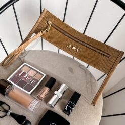 Cosmetiquera Clutch Grabado Pitón Camel F