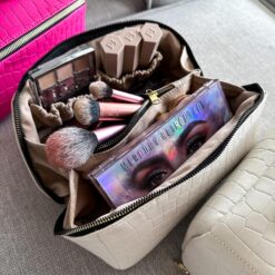 Alternative view of Neceser Ice