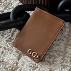 Porta Pasaporte Personal Curve Camel