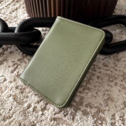 Porta Pasaporte Personal Curve Selva
