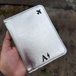 Porta Pasaporte Personal Curve Silver
