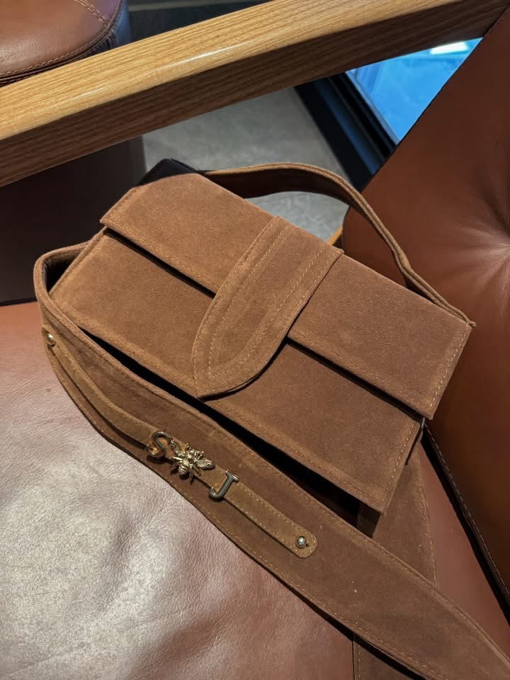Bambino Velvet Camel