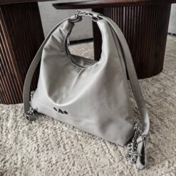 Alternative view of Cia Bolsa-Mochila Cemento