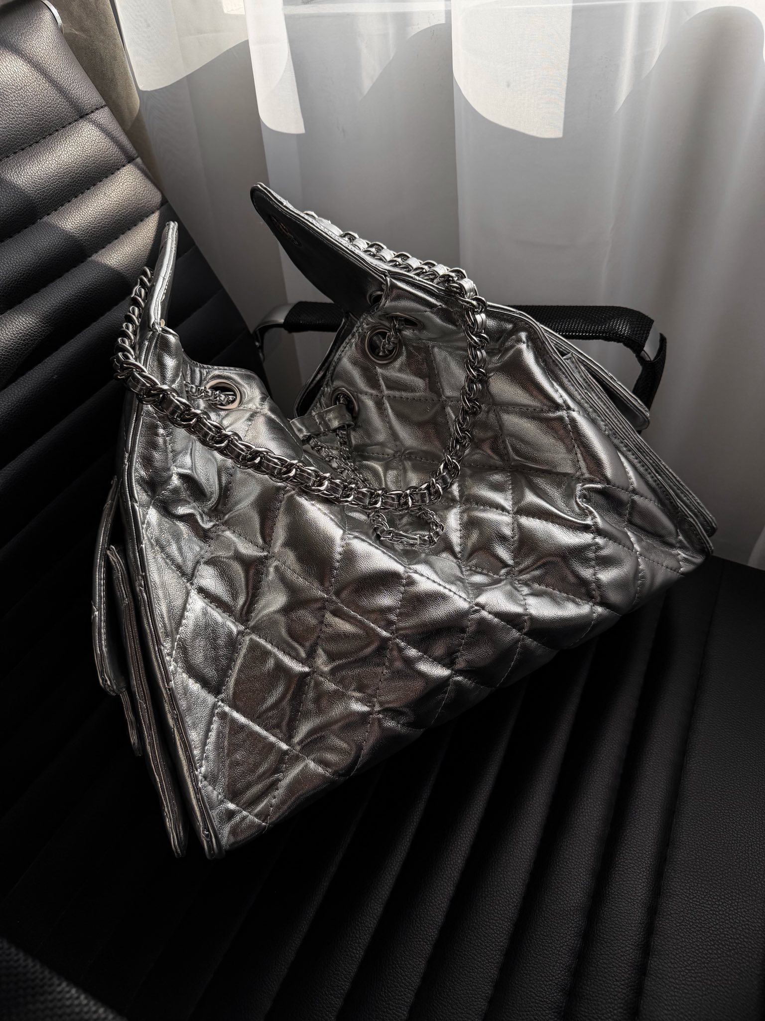 Soho 25 Large Metálico Silver Herraje Plata