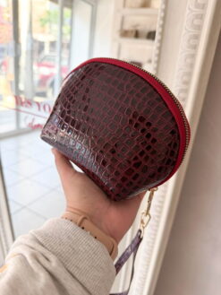Cosmetiquera N Croco Burgundy + Cierre Rojo
