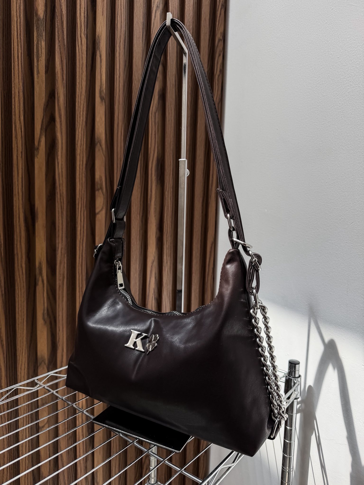 Cia Mini Bolsa-Mochila Dark Chocolate