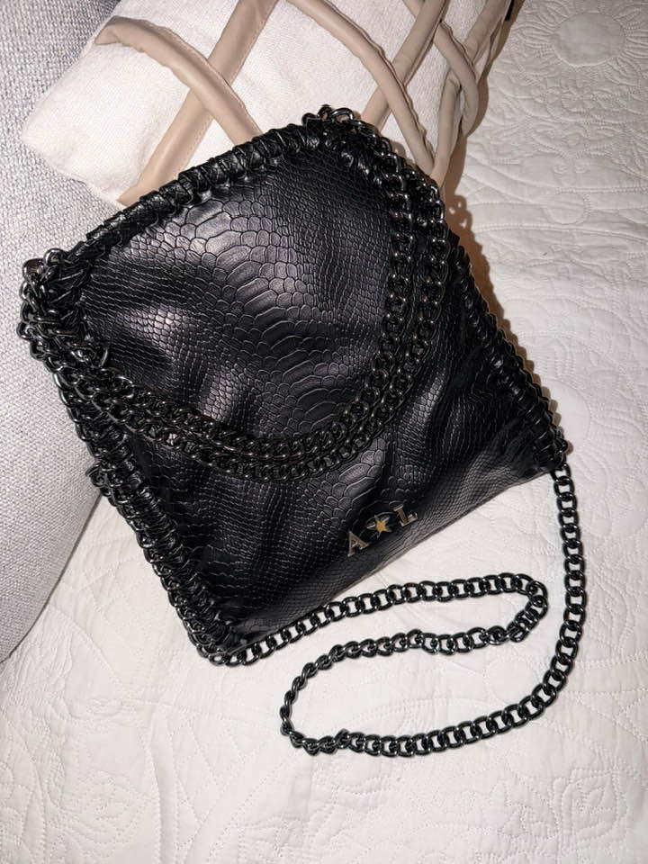 Kyra Mini Pitón Negro - Herrajes Negros