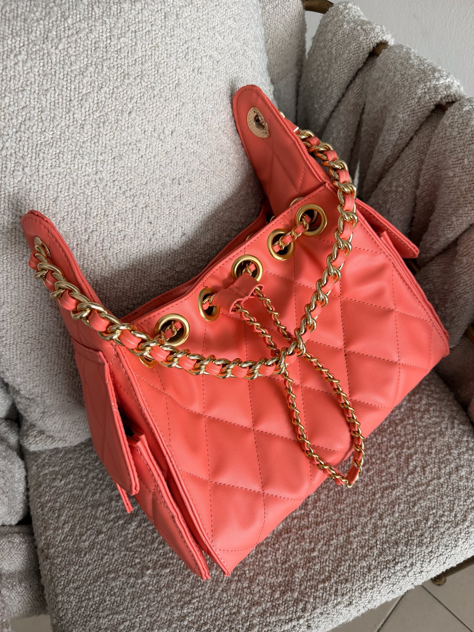 Soho 25 Small Coral Herraje Oro