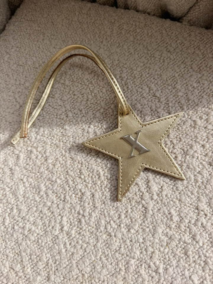 Trendy Star Tag - Champagne
