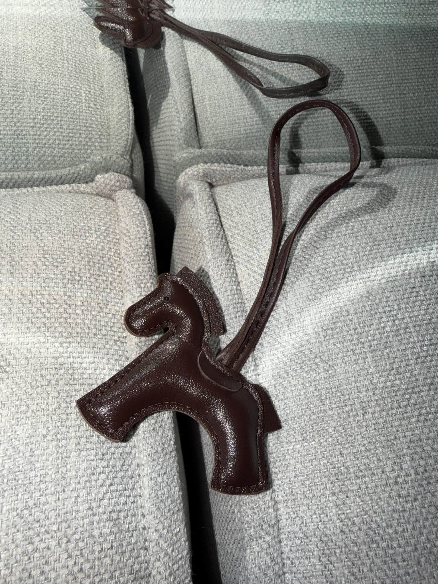 Lucky Horse - Chocolate