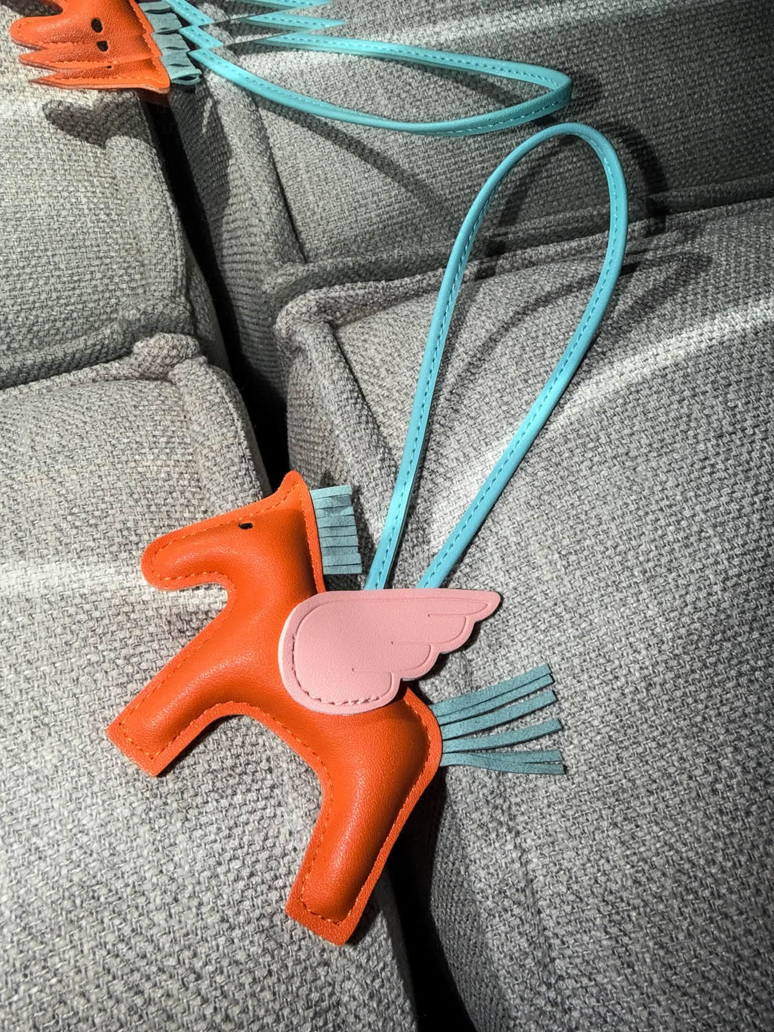 Pegaso Naranja/Rosa - Bag Charm